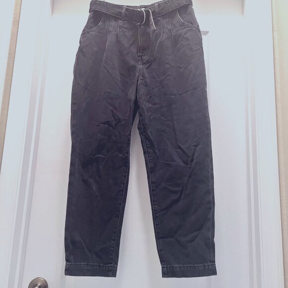 H & M-High Waisted Mom Jeans-Black Distressed Size 4 -Cotton Blend-Belted-Trend - Picture 2 of 15